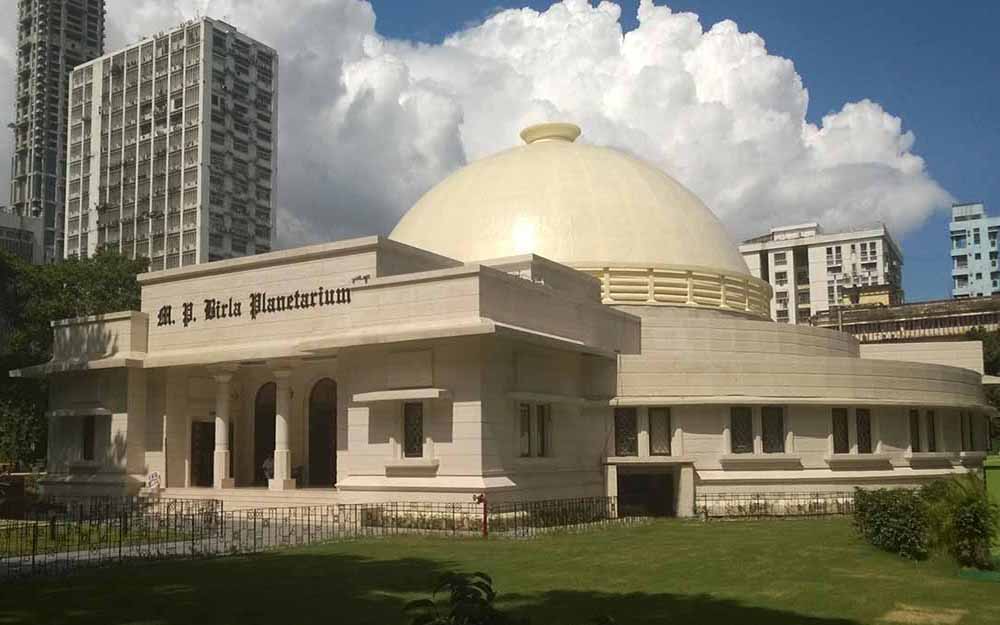 Cab hire kolkata Sightseeing for Birla Planetarium